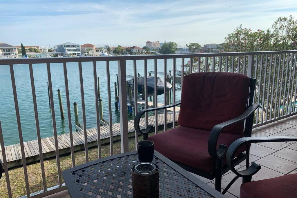 Luxury And Spacious Waterside Getaway Clearwater Beach Exterior photo