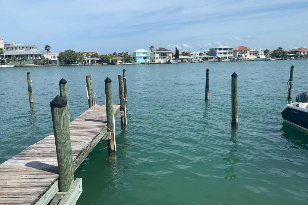 Luxury And Spacious Waterside Getaway Clearwater Beach Exterior photo