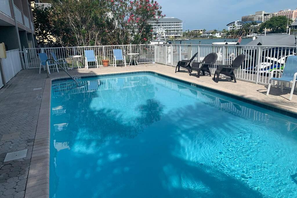 Luxury And Spacious Waterside Getaway Clearwater Beach Exterior photo